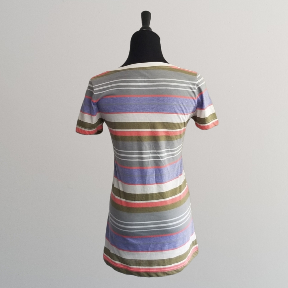 ❤️❤️FREE❤️❤️Mossimo Supply Co Striped Tee - Picture 4 of 8